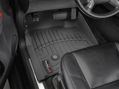 WeatherTech 07+ Chevrolet Avalanche Front FloorLiner - Black